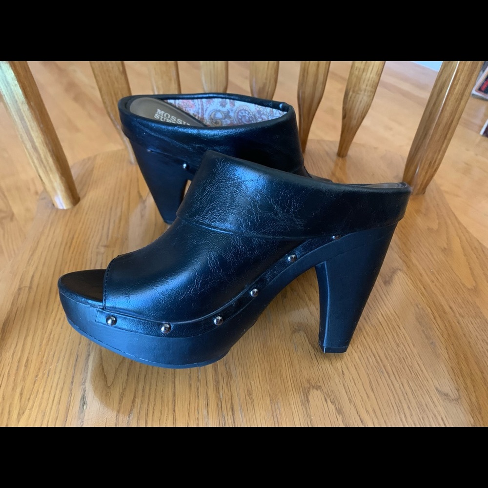 Mossimo platform clogs